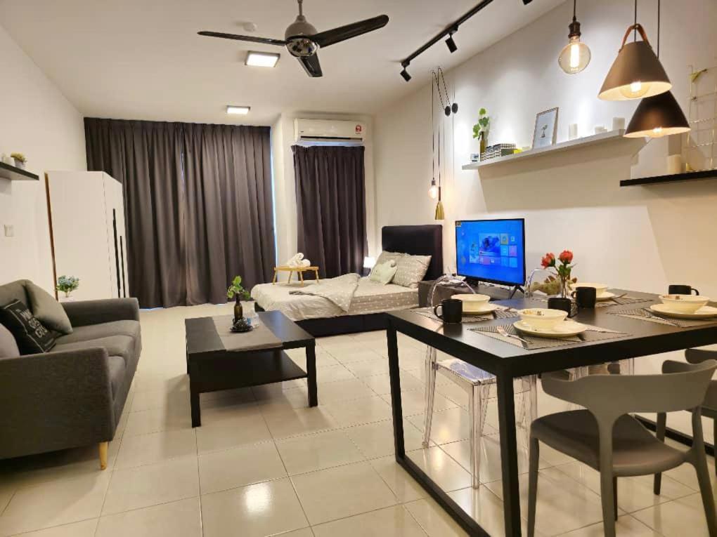 Tiara Imperio Studio 舒适和温暖环境适合情侣享受家的感觉 Kajang Exteriér fotografie